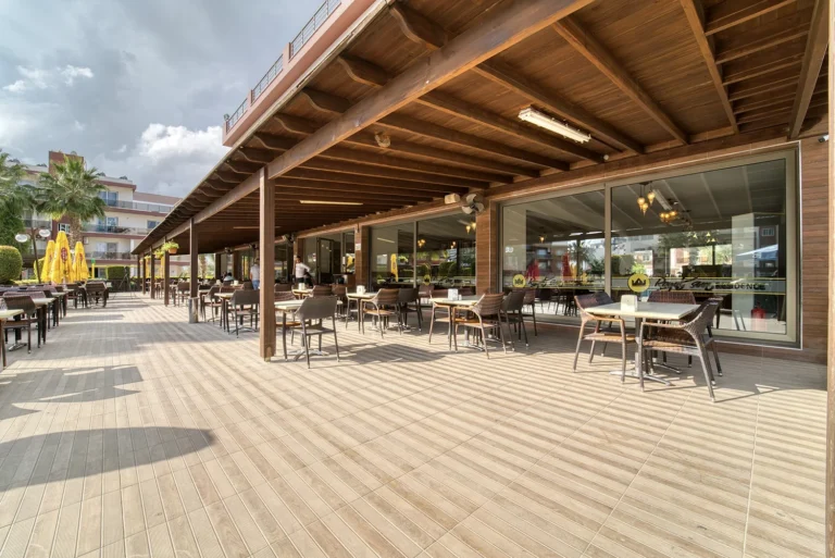 Royal-Sun-Restaurant_03