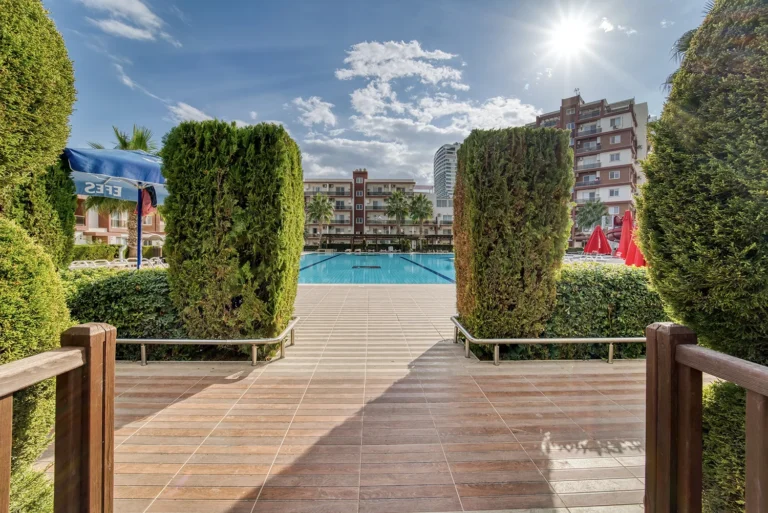 Royal-Sun-Restaurant_05