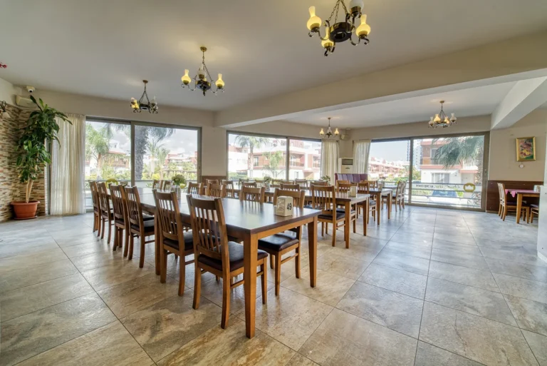 Royal-Sun-Restaurant_07